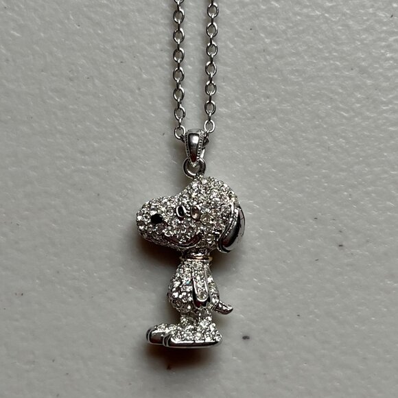 Vintage and Rare Danbury Mint Snoopy Swarovski Crystal Necklace in Box - Picture 1 of 9